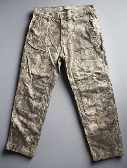 Hollister ‘Snow Camo’ Baggy Carpenter Pants (W-32, L-30)